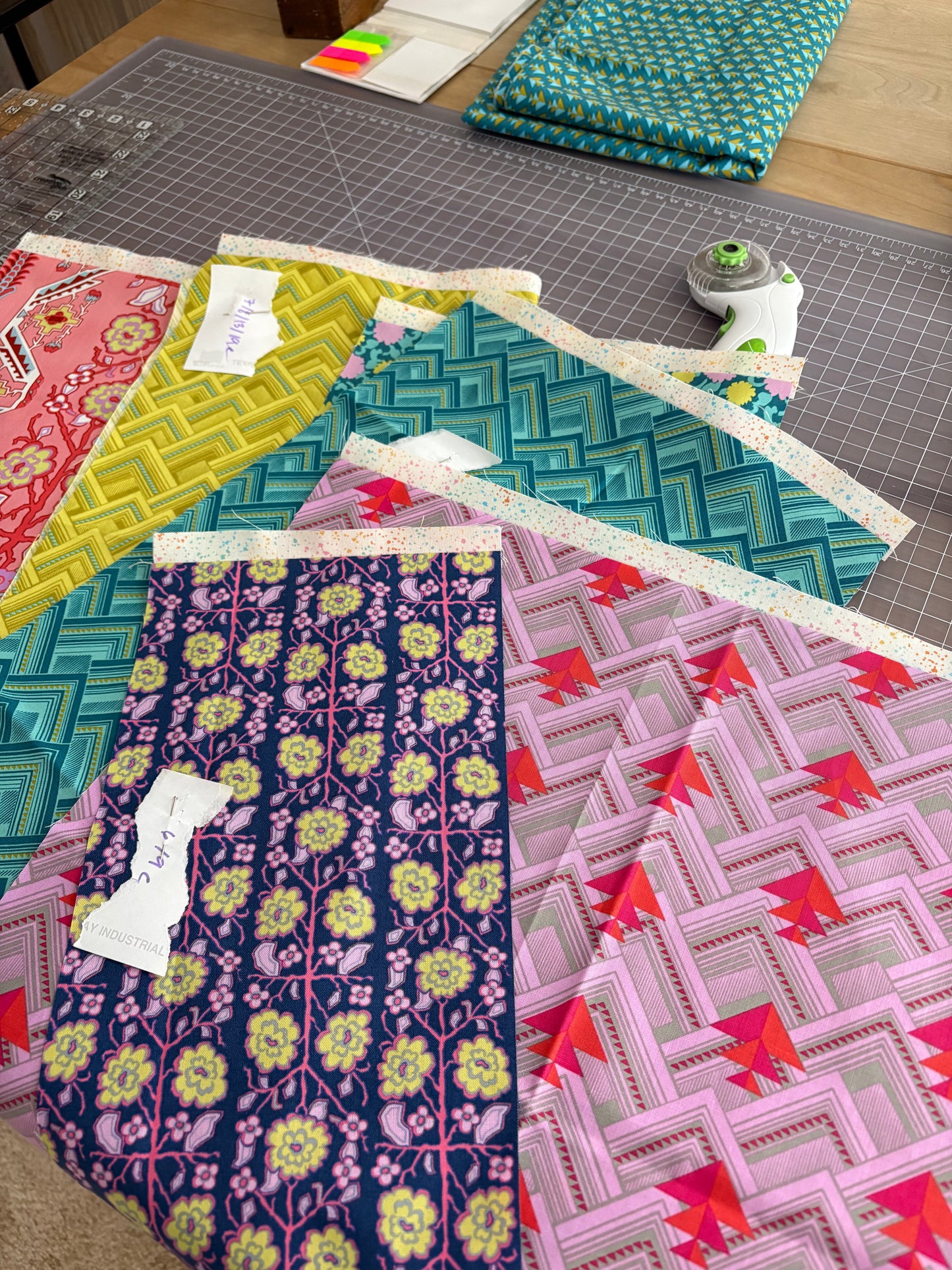 AVAILABLE NOW!  Rid Reads Pattern