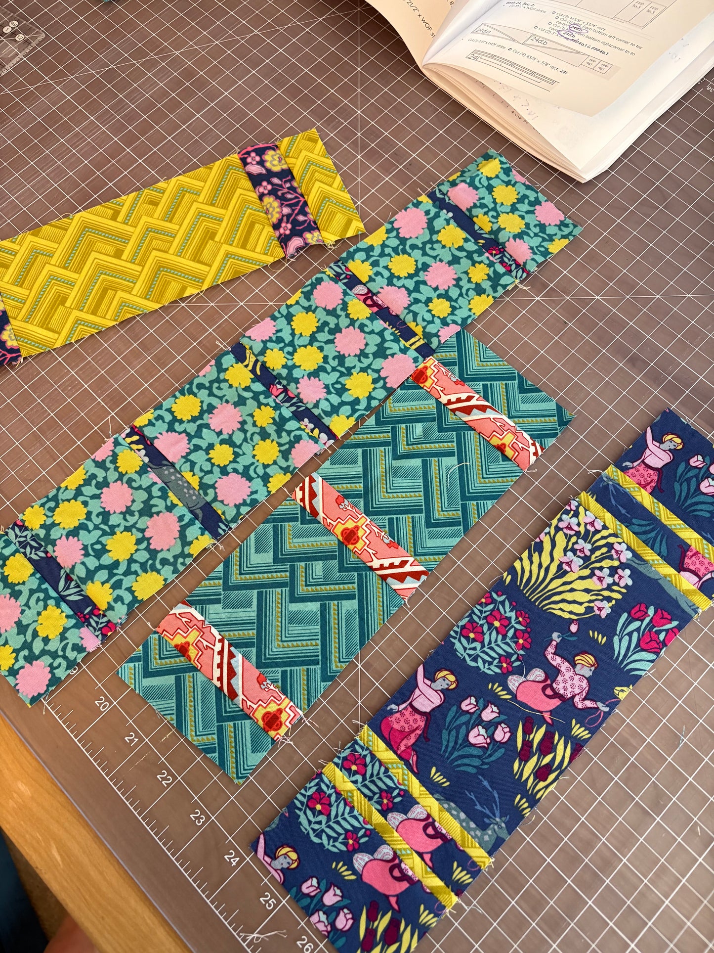 AVAILABLE NOW!  Rid Reads Pattern